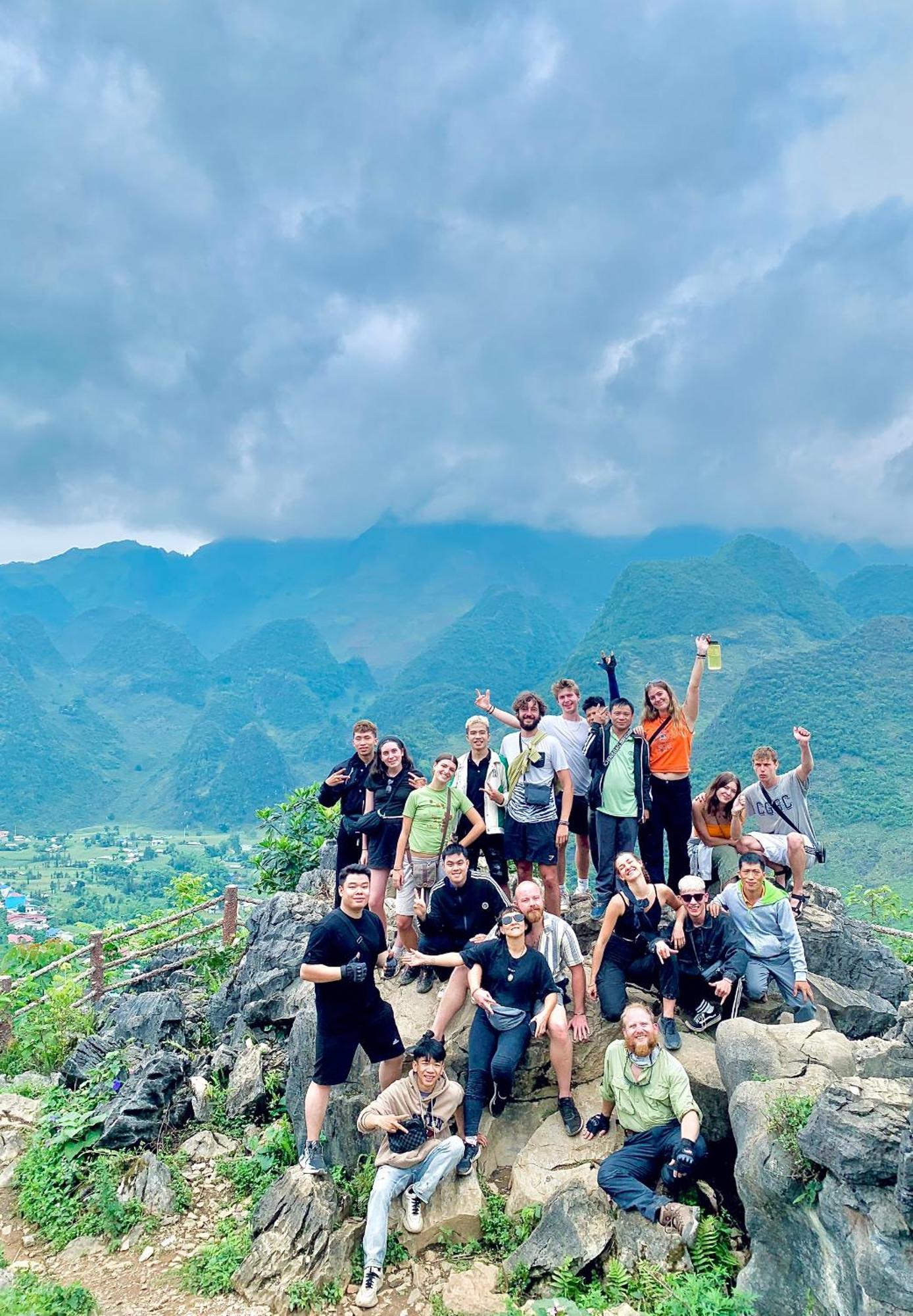 Nhi'S House & Safari -Motorbike Rental-Tour Ha Giang Exteriör bild
